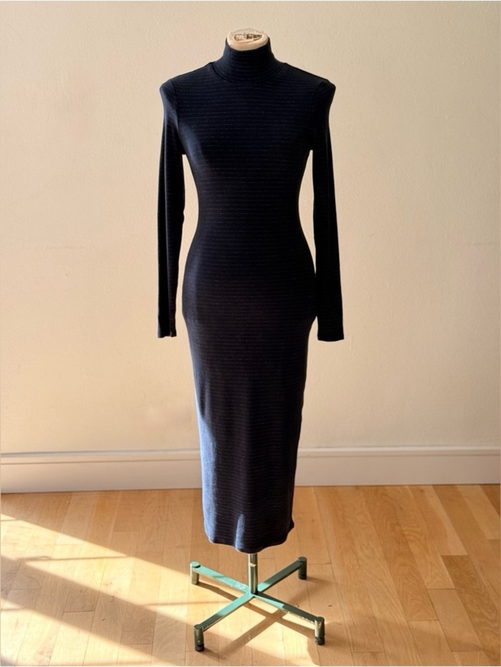 MARINE LAYER LEXI DRESS NWOT - Picture 9 of 11